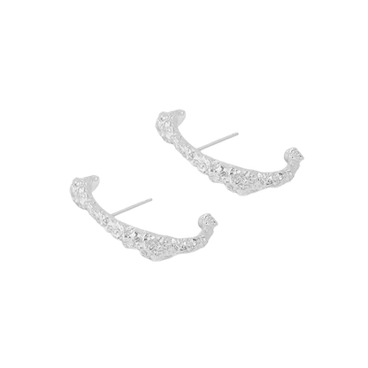 Boucles d'Oreilles Studs Sertie en Forme de C - Domaine d'Argent